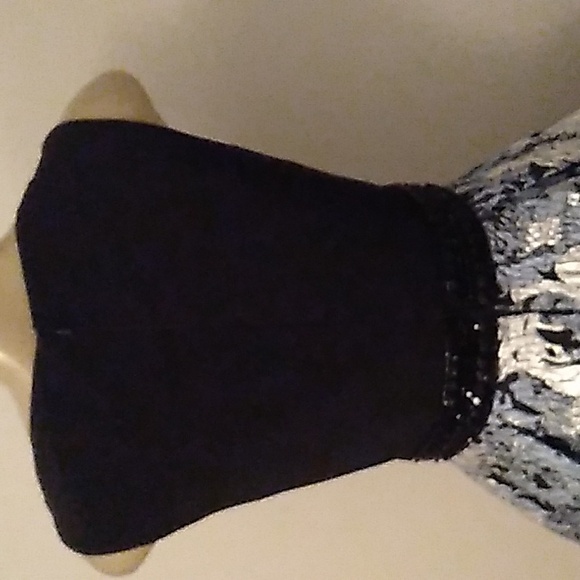 MacDuggal Formal Dress: Size: 4 Color: IceBlue, Black and L Silver Condition:New - Picture 3 of 16